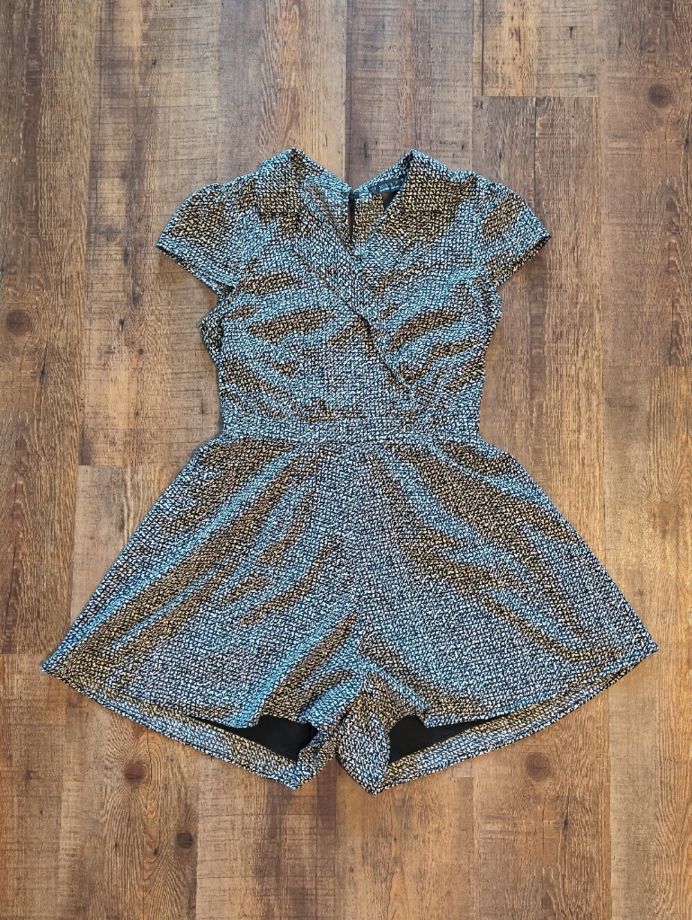 Trixxi Black White Short Sleeved Mini Skort Collared Tennis Dress Stylish Size M - Picture 2 of 10